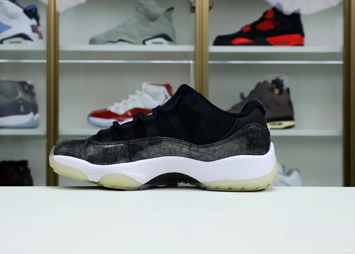 Air Jordan barons low 11 Jordan retro 0622